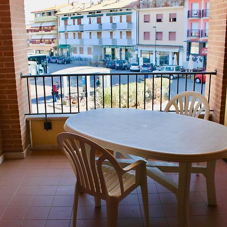 Isola Del Sole Apartment Grado Luaran gambar